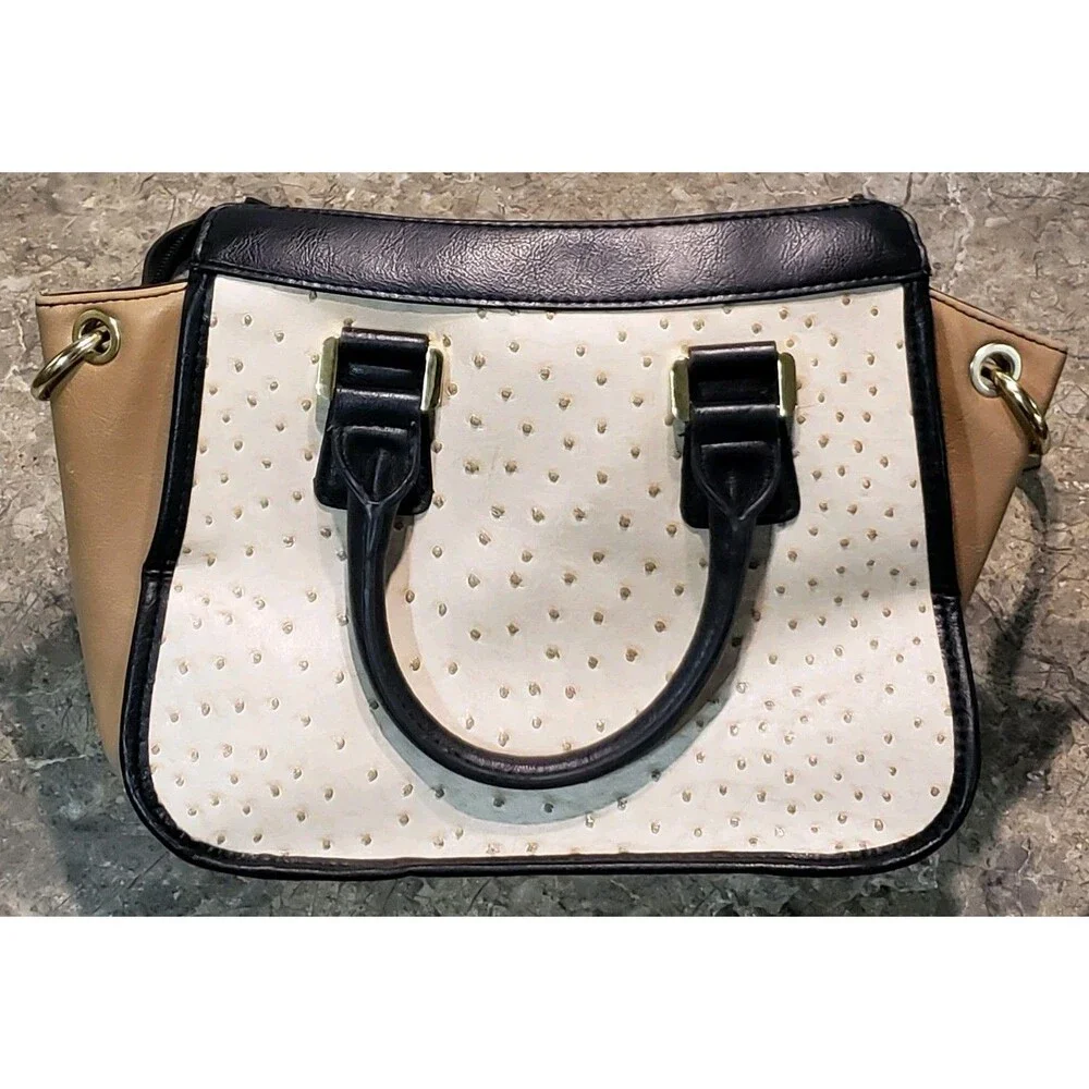 London Fog Faux Ostrich Skin Purse Handbag Black/Beige Lock Key Design 5 Pockets - Picture 2 of 10